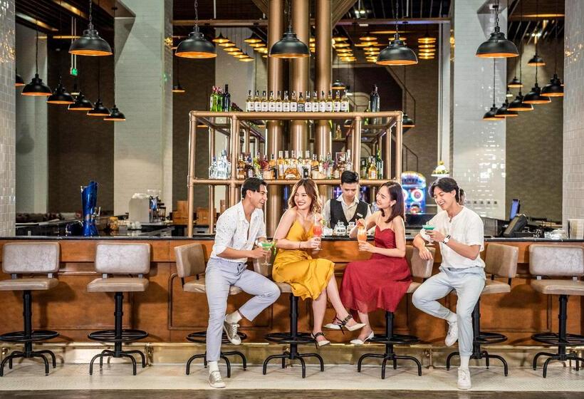 Курорт Wyndham Grand Phu Quoc