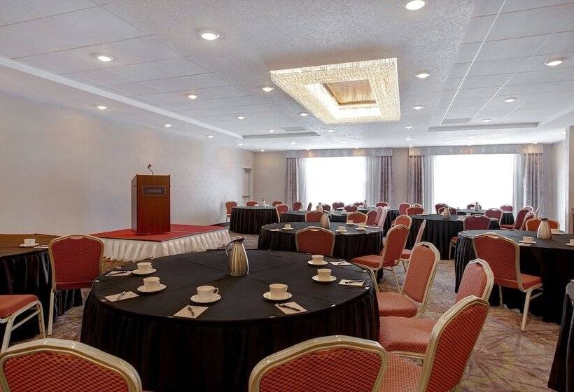 The Landing Hotel & Conference Centre