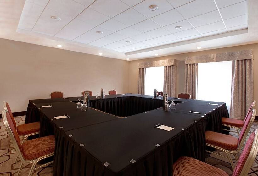 The Landing Hotel & Conference Centre