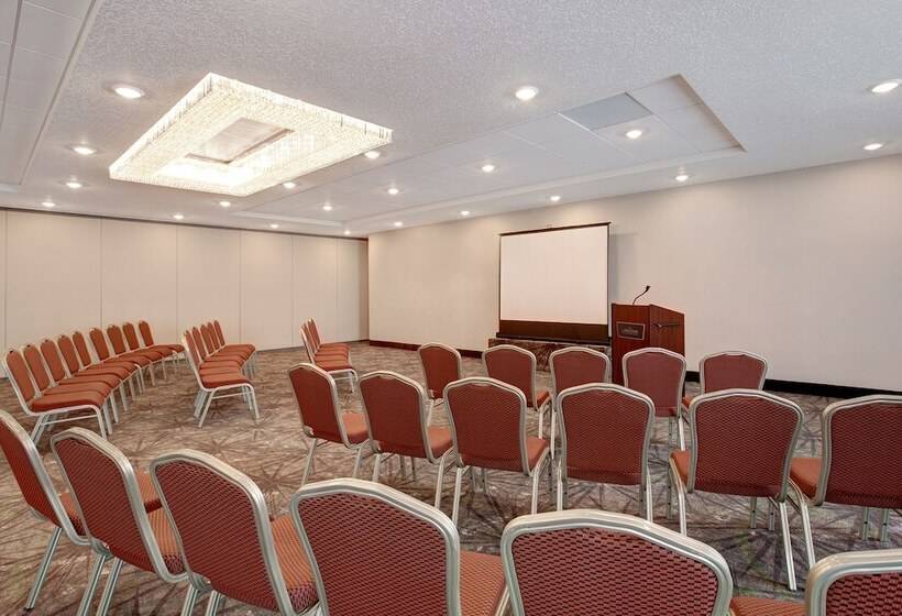 The Landing Hotel & Conference Centre