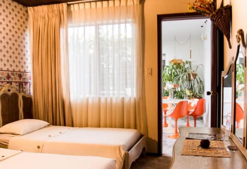 Общежитие Casa Lassio Hostal