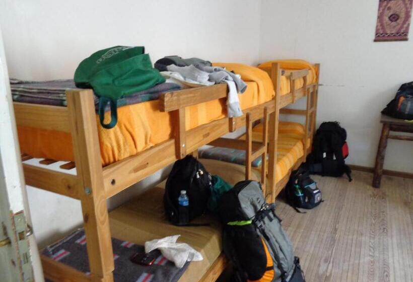 הוסטל Hostal La Antigua