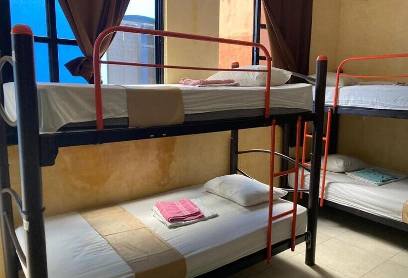 فندق صغير Hostal La Ermita