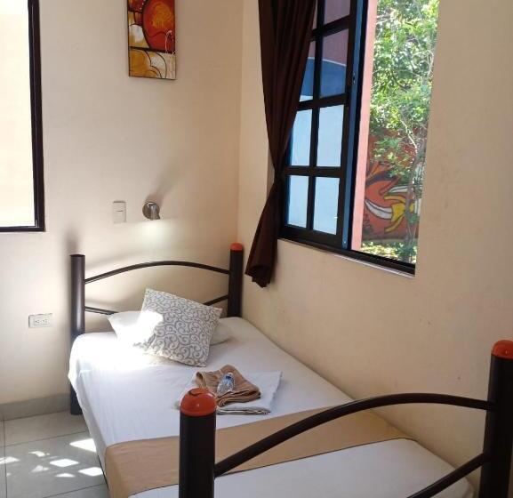 فندق صغير Hostal La Ermita