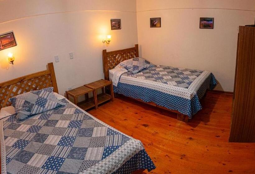 فندق صغير Hostal Michel