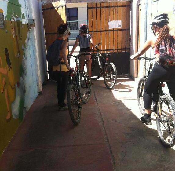 فندق صغير Hostal Michel