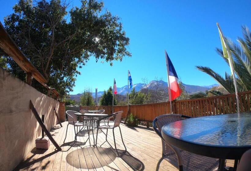 فندق صغير Hostal Michel