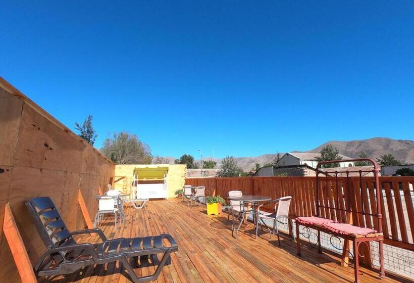 فندق صغير Hostal Michel