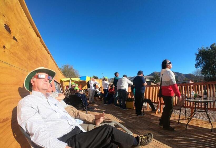 فندق صغير Hostal Michel