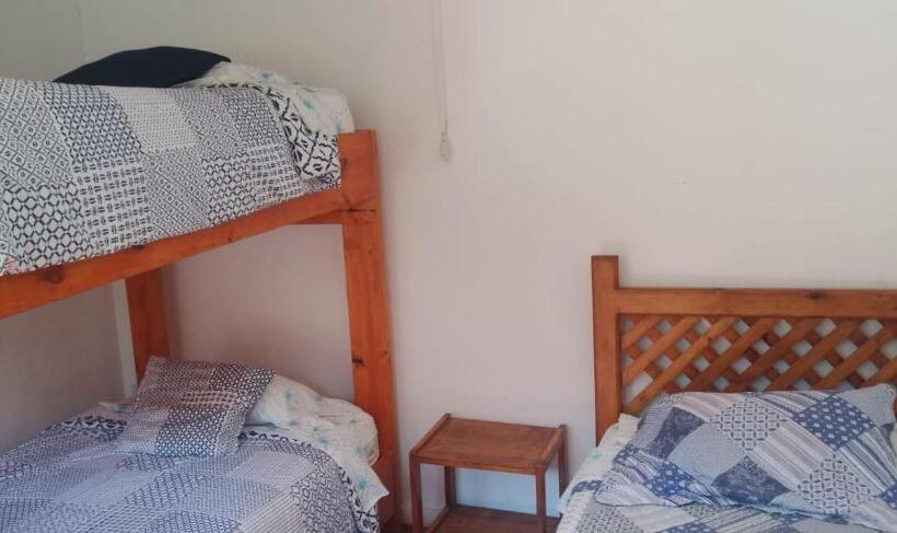 فندق صغير Hostal Michel