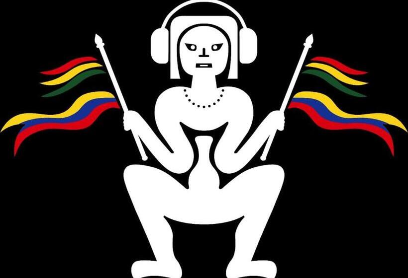 ユースホステル Hostal Yakumama