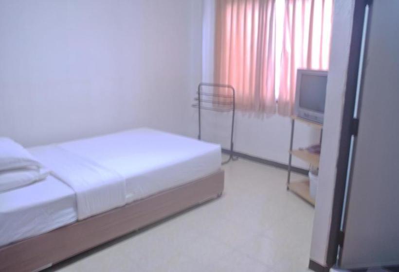 הוסטל Lithai Guesthouse