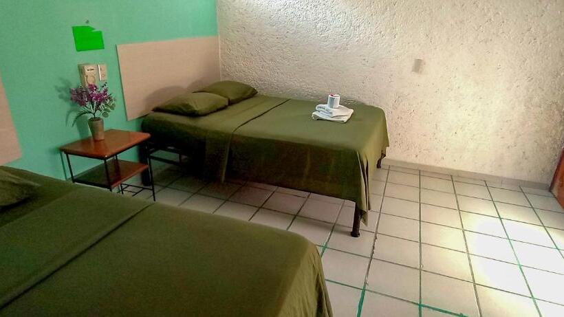 ユースホステル Posada Nacha`n Ka`an