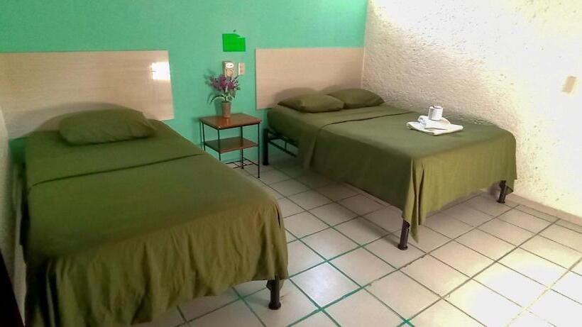 ユースホステル Posada Nacha`n Ka`an