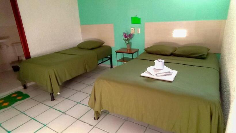 ユースホステル Posada Nacha`n Ka`an