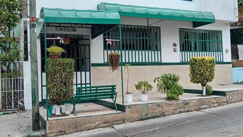 ユースホステル Posada Nacha`n Ka`an