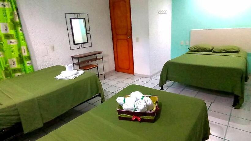 ユースホステル Posada Nacha`n Ka`an