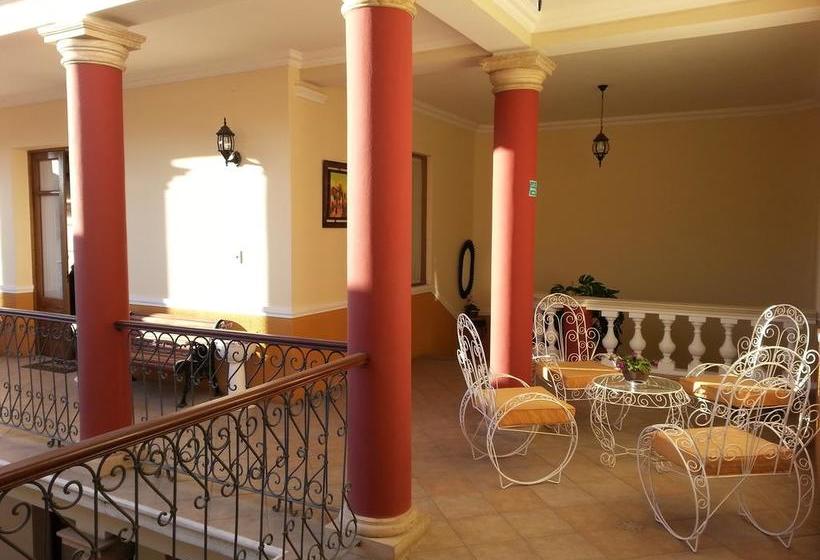 Villa Oropeza Hostel