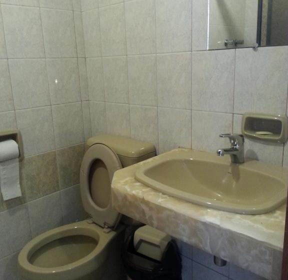 Villa Oropeza Hostel