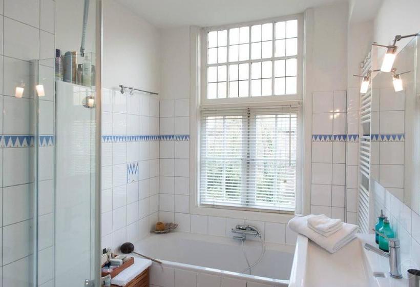 צימר Amsterdam The Blossom Room