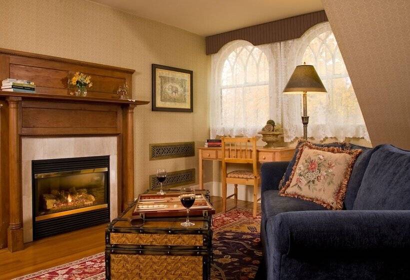 住宿加早餐  Berry Manor Inn