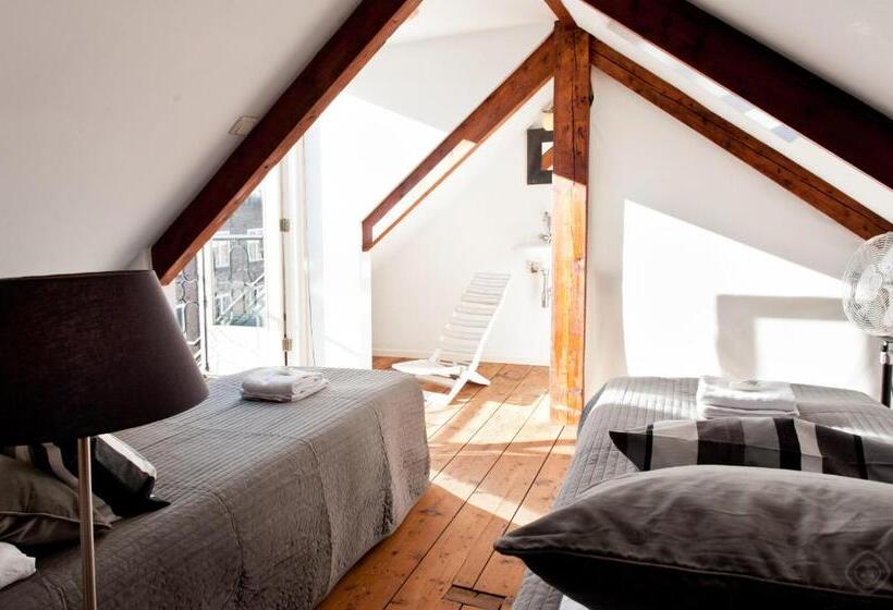 مبيت وإفطار Canal Holiday Apartment