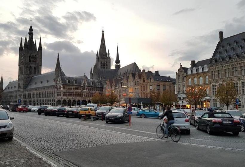 住宿加早餐  De Kouterhoeve