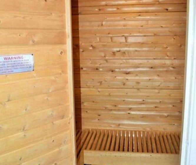 مبيت وإفطار Heathwood Inn