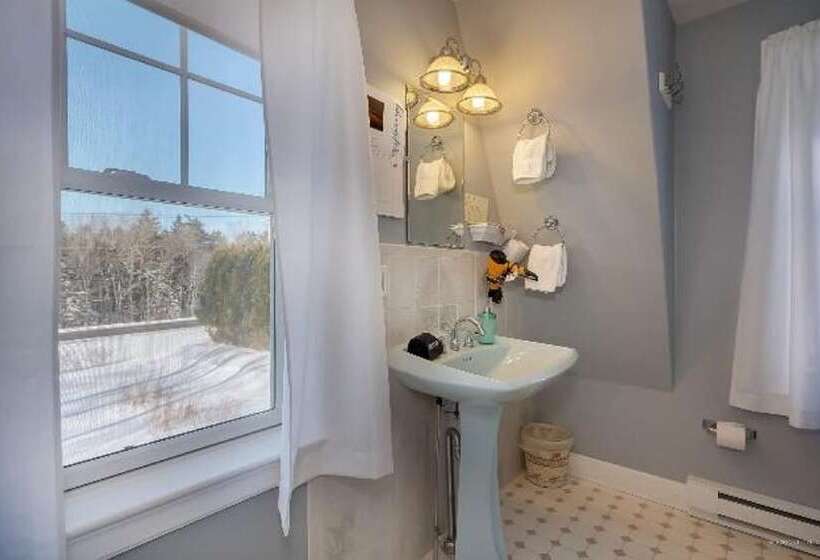 مبيت وإفطار Heathwood Inn