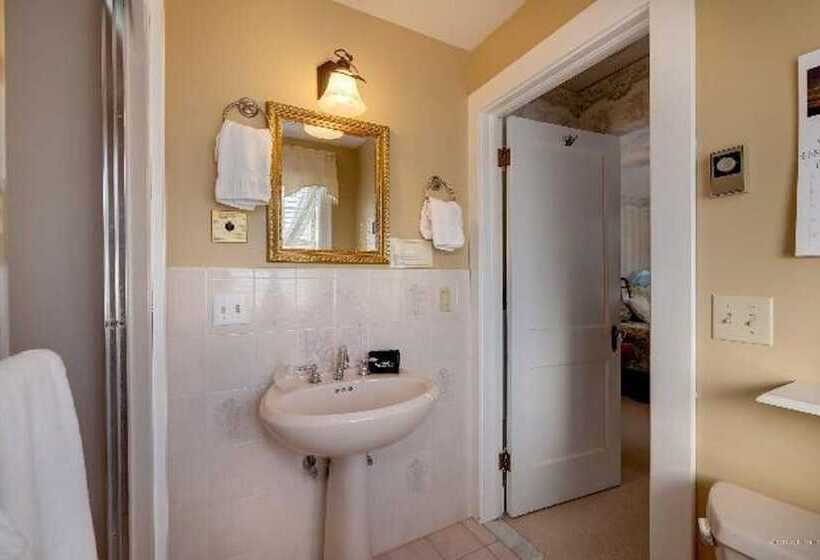 مبيت وإفطار Heathwood Inn