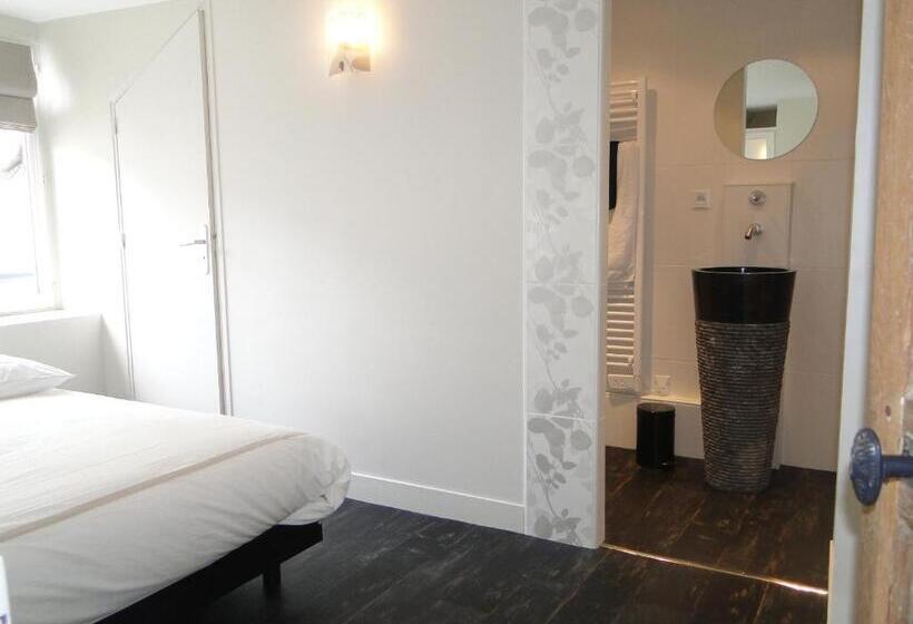 تختخواب و صبحانه La Maison Des Arts