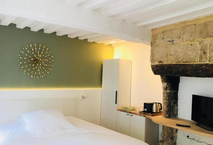 تختخواب و صبحانه La Maison Des Arts