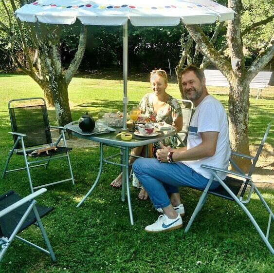 ベッドアンドブレックファースト 7 , Le Haut Montrayé