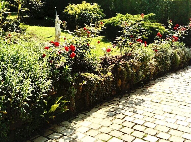 ベッドアンドブレックファースト 7 , Le Haut Montrayé