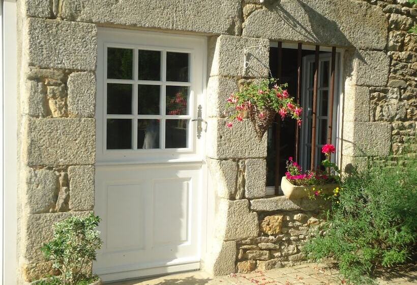 ベッドアンドブレックファースト 7 , Le Haut Montrayé