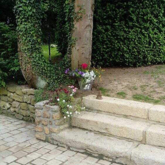 ベッドアンドブレックファースト 7 , Le Haut Montrayé