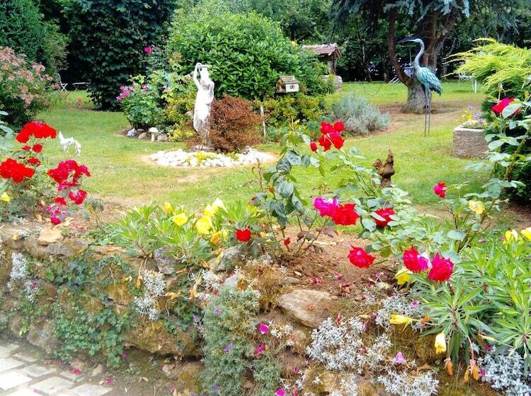 ベッドアンドブレックファースト 7 , Le Haut Montrayé