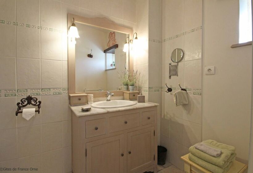 ベッドアンドブレックファースト 7 , Le Haut Montrayé