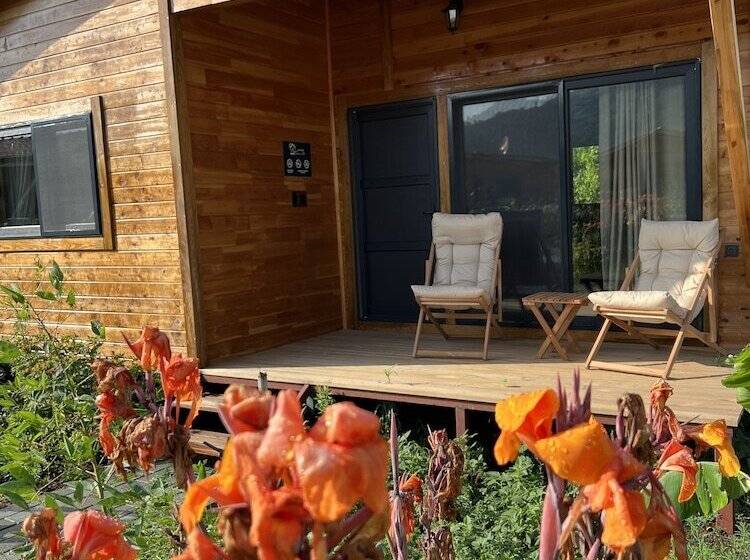 צימר Lemon Garden Lodge