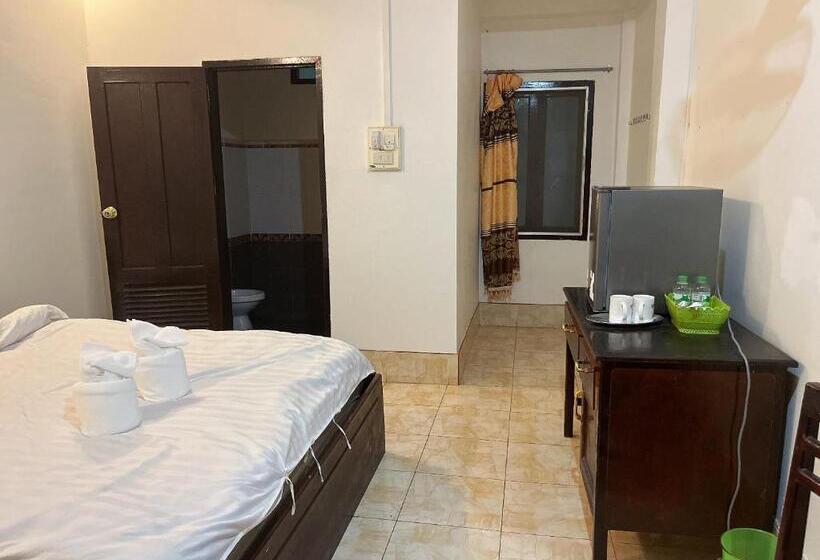 민박 Sabaidee Hotel Vang Vieng