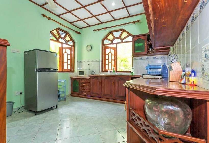 Bed and Breakfast Swiss Villa Beruwala