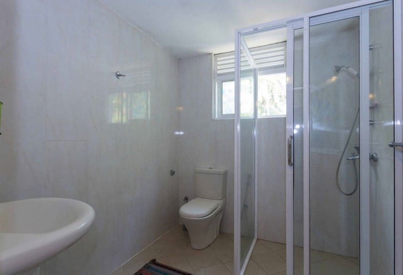 Bed and Breakfast Swiss Villa Beruwala