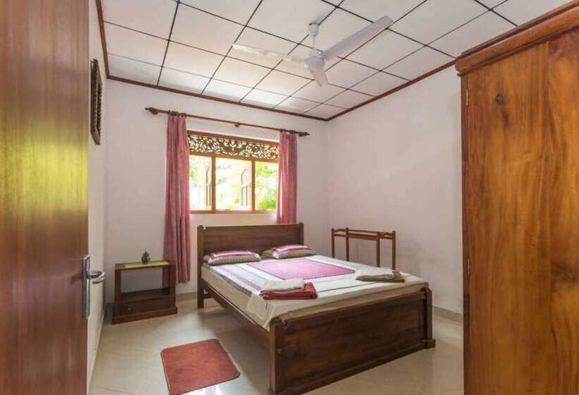 Bed and Breakfast Swiss Villa Beruwala