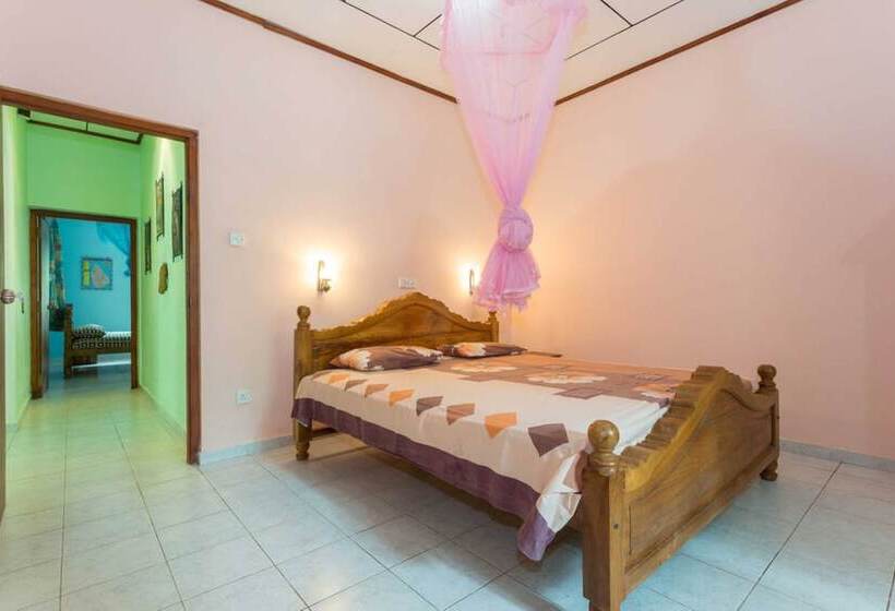 Bed and Breakfast Swiss Villa Beruwala