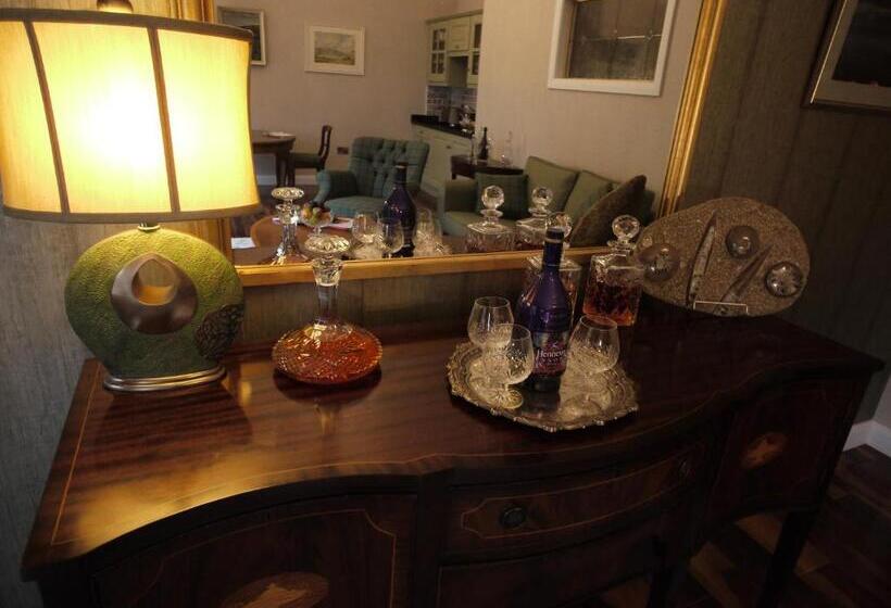 ベッドアンドブレックファースト The Carriage Houses At Beechpark House