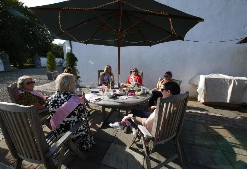 ベッドアンドブレックファースト The Carriage Houses At Beechpark House