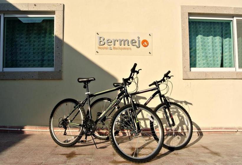 Bermejo Hostel & Backpackers