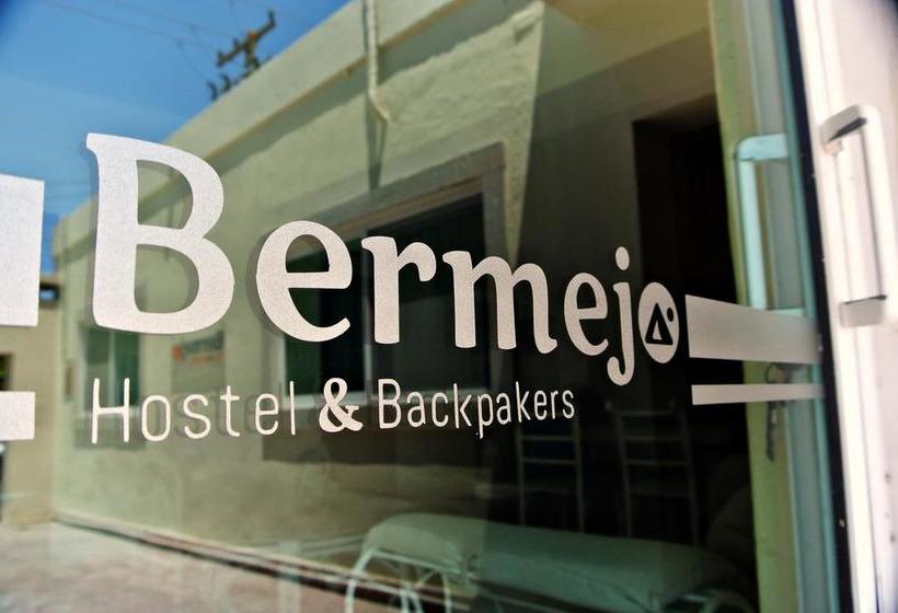 Bermejo Hostel & Backpackers