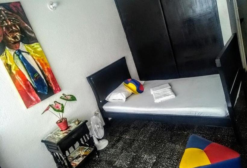 Enjoy Colombia Hostel