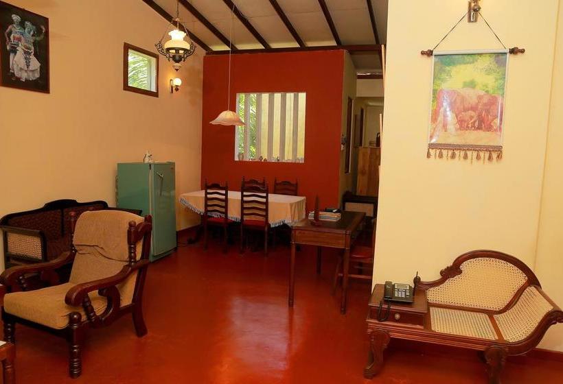 Holiday Nest Bed & Breakfast